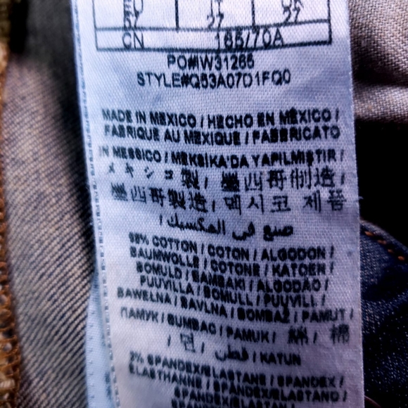 G BY Guess Distressed Denim Jeana - Picture 10 of 16